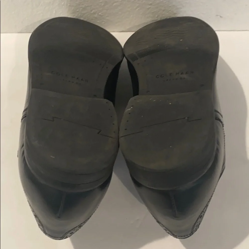 Authentic Cole Haan mens black leather derby shoes 11.5